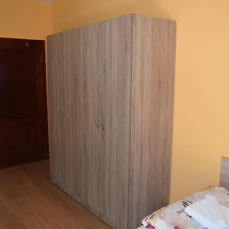 Vesi's Affittacamere